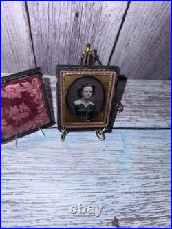 1/9th Plate Daguerreotype Of Beautiful Woman, Mid 1800's, Separated Case