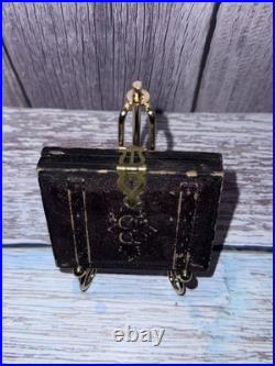 1/9th Plate Daguerreotype Of Beautiful Woman, Mid 1800's, Separated Case