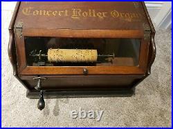 1887 CONCERT ROLLER ORGAN Hand Crank Victorian Music Box Plays Yankee Doodle