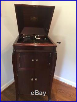 1914 Antique Victor Victrola Mahogany Phonograph VV XIV