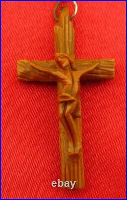 ANTIQUE CARVED BEADS Rosary CARVED HEART CENTERPIECE & CRUCIFIX