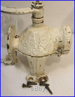 ANTIQUE VINTAGE WALL MOUNT ARCADE CRYSTAL No 3 COFFEE GRINDER MILL CAST IRON