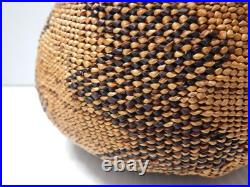 ANTIQUE c. 1890s YUROK (HUPA) CALIFORNIA GIFT BASKET BEAUTIFUL OLD PATINA