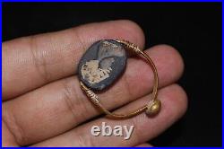 Ancient Medieval Gold Ring with Stone Intaglio Ca. 7th 15th Century 8.5 grams