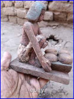 Ancient egyptian antique bakery figurine showing daily life, rare historical