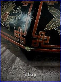 Antique 10 DC Traditional Chinese Black Lacquered Floral Motif Phoenix Storage