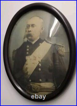 Antique 1800s ID'd Civil War Maj. General Oval Portrait Picture In Bubble Frame