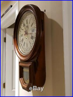 Antique 1880 INGRAHAM Round Top Short Drop Walnut Regulator Calendar Wall Clock