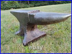 Antique 304 Lb Hay Budden Blacksmith Anvil