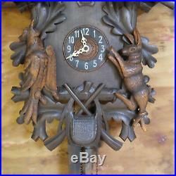 Antique Black Forest Hunter Cuckoo Clock Working Large Wood Carving