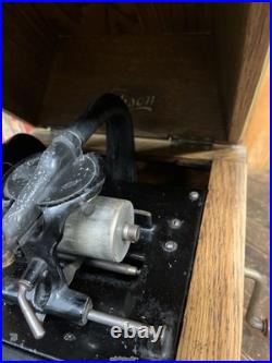 Antique C. 1910 Edison Amberola No. 30 Phonograph Cylinder Record Player Music