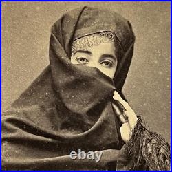Antique CDV Photograph Beautiful Mysterious Veiled Woman Tapada Limeña Lima Peru