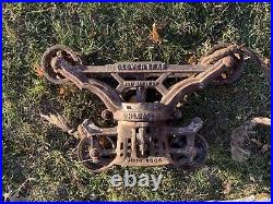 Antique Cast Iron Cloverleaf Unloader Hay Trolley Carrier Farm Tool Primitive