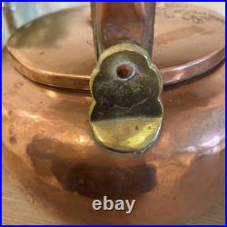 Antique Copper Kettle, repoussé/chiseled designs 19th-century Brass Details Rare