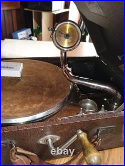 Antique Cremona Rex Crank Phonograph