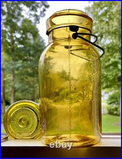 Antique Fruit Jar 1880s Straw Yellow Trademark Lightning Pale Amber Quart + Lid