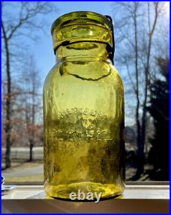 Antique Fruit Jar Trademark Lightning Yellow Olive Amber Quart + Lid, Putnam 83