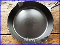 Antique GRISWOLD's ERIE Cast Iron SKILLET Frying Pan # 9 Ironspoon