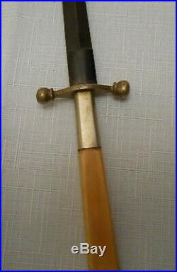 Antique Geo. Wostenholm Horn Handle I-XL Spear Point Dagger 7-3/4 Bowie Knife