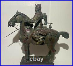 Antique Guan Yu wood carving retro vintage Chinese warrior figure statue carved