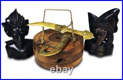 Antique Indo-persian Kanjar Dagger Heavy 13 Oz Chiseled Brass Warrior Lion Fish
