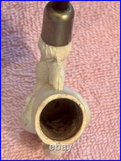 Antique Late 19th-Century Claw-Carved Meerschaum Pipe Antique Late 19th-Century Claw-Carved Meerschaum Pipe