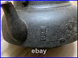 Antique Nanbu Iron Teapot Ryoseido Craft Collectible Japanese Art Piece