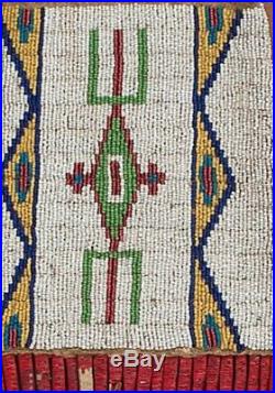 Antique Plains Indian Pipe Bag Sioux Tomahawk Plains Beaded Bag