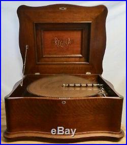 Antique REGINA 20 3/4 DISC DOUBLE COMB MUSIC BOX with15 Discs. Colonnade Top. Works