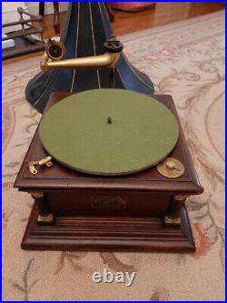 Antique VICTOR Six 6 VI Phonograph Talking Machine NICE Early RARE Horn