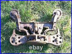 Antique Vintage Cast Iron Unloader Hay Trolley Carrier Barn Pulley Tool