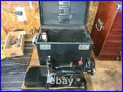 Antique Vintage Singer Featherweight 221 Sewing Machine with Original Case
