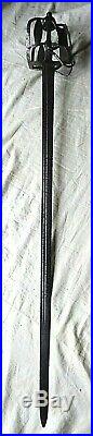 Ca. 1740 ANTIQUE ENGLISH /SCOTTISH HIGHLAND HORSEMAN'S BASKET HILT BROAD SWORD