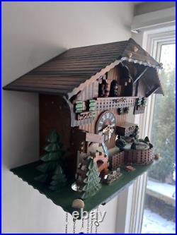 Cuckoo Clock 8 Day Moving Ducks