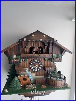 Cuckoo Clock 8 Day Moving Ducks