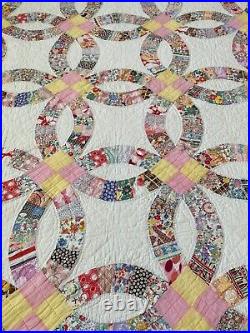 Early Vintage Double Wedding Ring Quilt Hand Stitched 74 x 86 Feedsack Pink