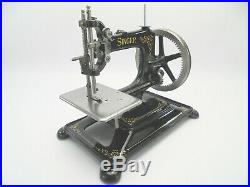 First Batch Singer 30k Antique Sewing Machine c. 1912 Complete with Cast Iron Base