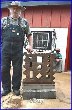 Giant Blacksmith Antique Swage Block, 710lbs, 24 x 24, Excellant Condition