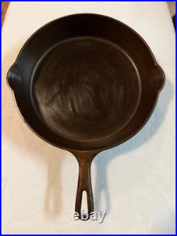 Griswold #10 (12) Cast Iron Skillet