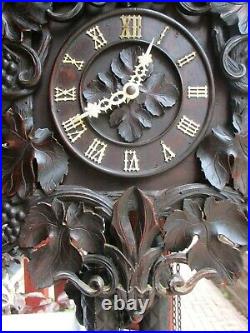 Large Antique Beha Cuckoo Clock ca. 1870, s with Leaves, Grapes and Vines