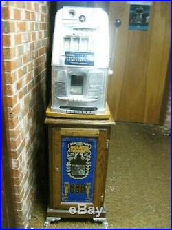 Mills 1940's 5 Cent Coin Slot Machine Antique. LOCAL PICKUP ONLY