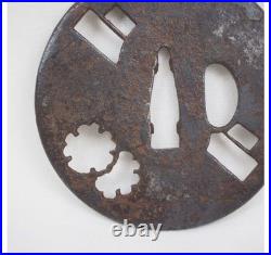 Sword iron openwork tsuba Muromachi to Edo period Antique collection Japan Used