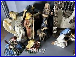 Three Kings Gifts Real Life Christmas Nativity Set 7 Hand Painted Cast Resin