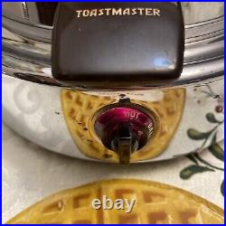 Toastmaster 2D1 waffle iron maker Deco Chrome Collectible Vtg Antique Amazing