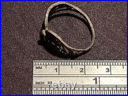 Tudor Antiquity silver openwork ring wearable! Please read description LA36t