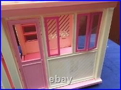 VINTAGE 1985 AUTHENTIC BARBIE DREAM HOUSE PINK WHITE Some Furniture COLLECTIBLE