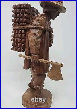 VINTAGE HAND CARVED Wood TRAVELING MAN With Axe FIGURINE Collectible Very Rare