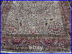 Very Fine antique Ivory field Rug. Size &' 8 X 11' 7