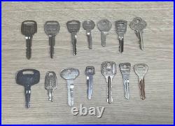 Vintage Antique Keys 14pcs USA Japan Retro Collectible Keyring Supplies