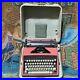 Vintage-Rare-Pink-Olympia-Deluxe-SM7-Portable-Typewriter-with-Case-Works-Great-01-yeor